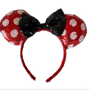 NEW Minnie Mouse ears